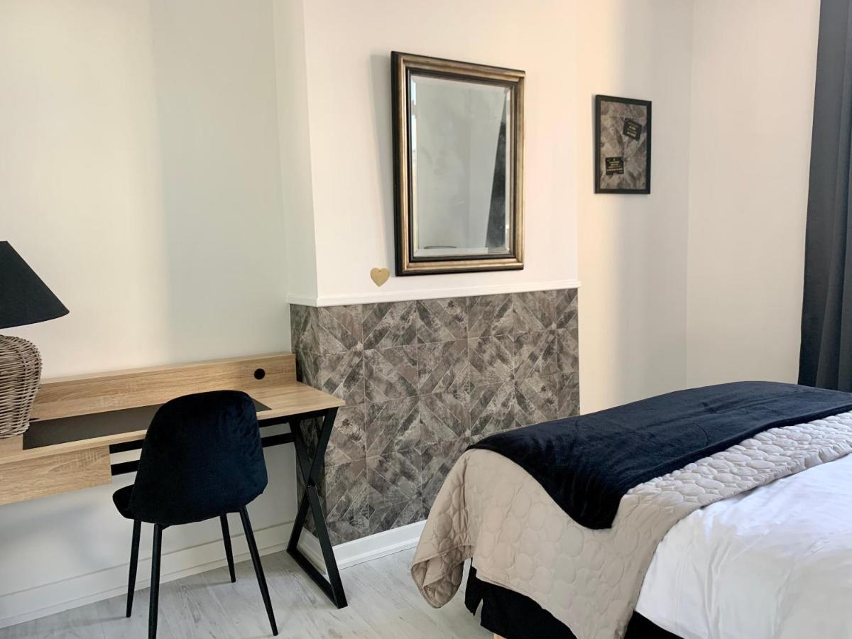 A & V Appart'Hotel Лил Екстериор снимка
