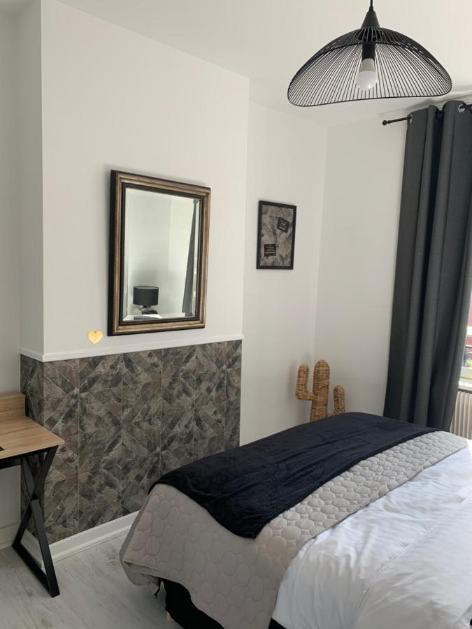 A & V Appart'Hotel Лил Екстериор снимка