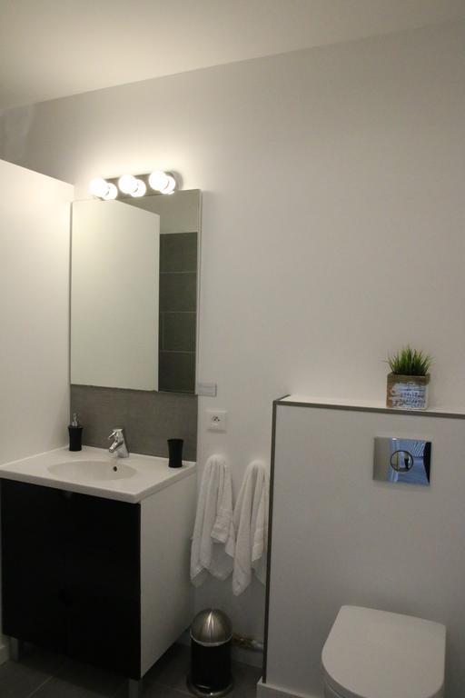 A & V Appart'Hotel Лил Екстериор снимка